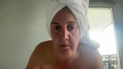 Snapshot of drresa chatting on April 2026 02:12:02 PM Dr. Resa online show from April 2026 02:12:02 PM