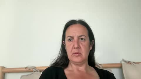 Snapshot of drresa chatting on May 2026 05:02:02 AM Dr. Resa online show from May 2026 05:02:02 AM