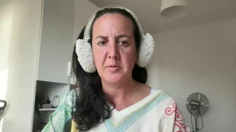 Snapshot of drresa chatting on May 2026 04:34:01 PM Dr. Resa online show from May 2026 04:34:01 PM