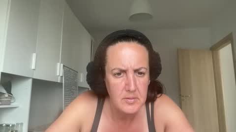 Snapshot of drresa chatting on June 2026 02:33:01 PM Dr. Resa online show from June 2026 02:33:01 PM