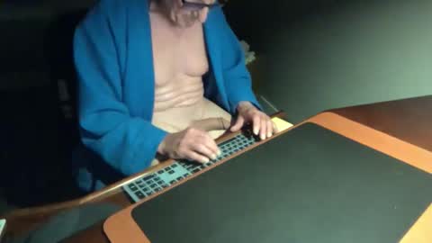 DublNikl online show from April 2026 08:06:01 AM