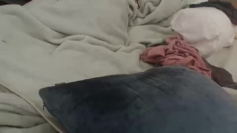 Dude online show from November 2025 09:42:02 PM