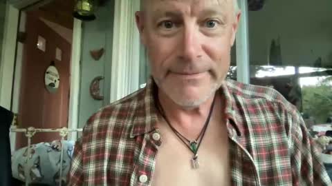 Steve online show from September 2025 10:14:02 PM