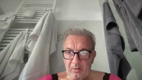 duglas650 online show from September 2025 09:33:01 AM