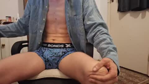 Snapshot of dukeatredies chatting on April 2026 09:17:01 AM dukeatredies online show from April 2026 09:17:01 AM