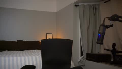 Snapshot of dukethedude chatting on December 2025 02:51:02 AM Duke online show from December 2025 02:51:02 AM