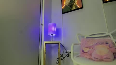 dulce__fiore07 online show from January 2026 12:09:02 PM