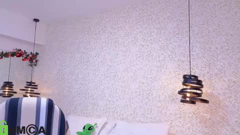 Snapshot of dulce_isabel_ chatting on May 2026 03:46:01 AM dulce_isabel_ online show from May 2026 03:46:01 AM