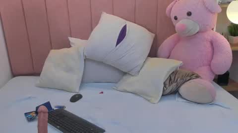 Dulce Morbida online show from December 2025 05:20:02 PM