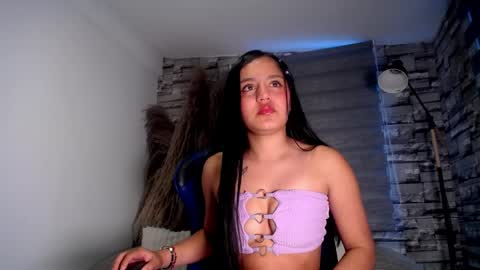 Snapshot of dulceamara_vg chatting on May 2026 11:36:01 AM Amara online show from May 2026 11:36:01 AM