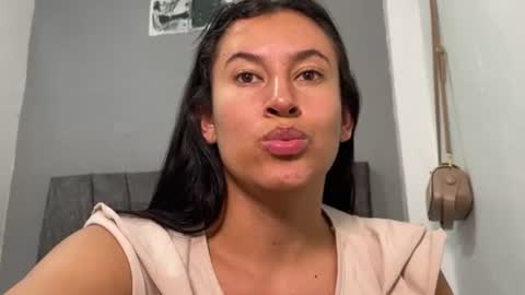 Snapshot of dulceizzy chatting on May 2026 01:03:02 AM dulceizzy online show from May 2026 01:03:02 AM
