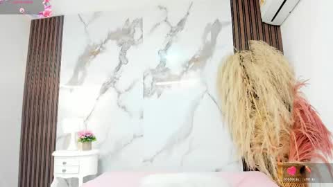 Dulce online show from May 2026 12:13:02 PM
