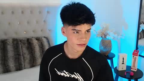 Dulcey online show from September 2025 04:34:02 AM