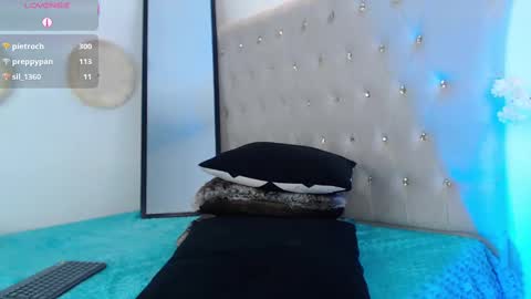 Dulcey online show from September 2025 09:43:02 AM