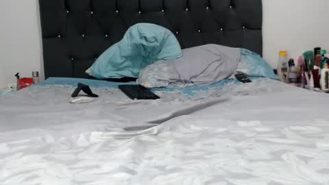 Dulse Diosa online show from February 2025 03:59:02 PM