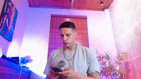 Snapshot of dustin_sonne chatting on February 2026 03:46:02 AM Dustin Sonne online show from February 2026 03:46:02 AM