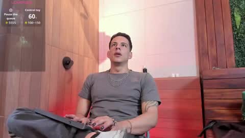 Snapshot of dustin_sonne chatting on May 2026 03:47:02 AM Dustin Sonne online show from May 2026 03:47:02 AM