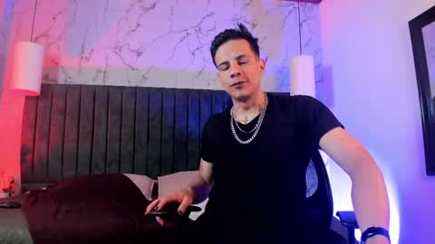 Snapshot of dustin_sonne chatting on May 2026 03:48:01 AM Dustin Sonne online show from May 2026 03:48:01 AM