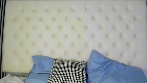 dustinandjordan online show from January 2026 01:04:02 PM