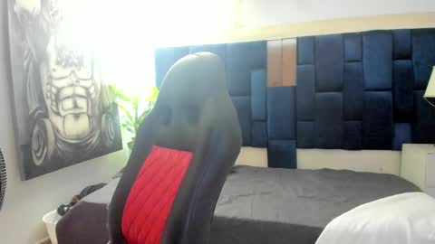 DUSTYN MICHELLE online show from May 2026 04:34:01 PM