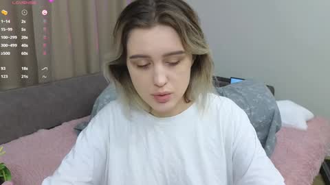 Dusya online show from January 2025 11:49:02 AM