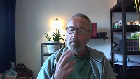 Snapshot of dutchpear chatting on November 2025 08:03:02 AM DutchPear online show from November 2025 08:03:02 AM