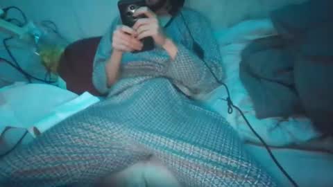 Snapshot of dv3nd3 chatting on December 2025 01:10:02 AM dv3nd3 online show from December 2025 01:10:02 AM