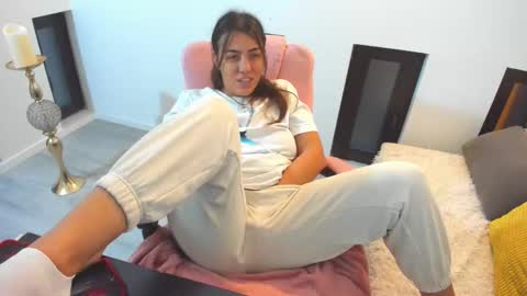 dayana online show from December 2025 05:27:02 AM