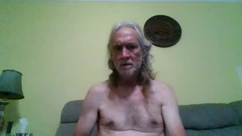 Snapshot of dyankee68 chatting on June 2026 10:17:02 AM dyankee68 online show from June 2026 10:17:02 AM