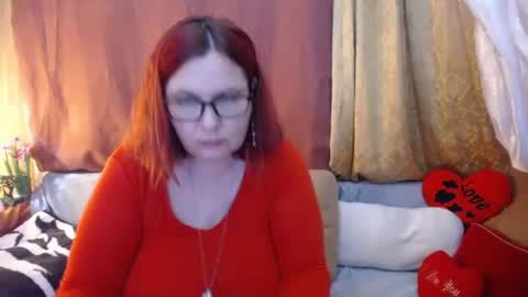 Snapshot of dyannelovee chatting on May 2026 02:12:01 PM Dyanne online show from May 2026 02:12:01 PM