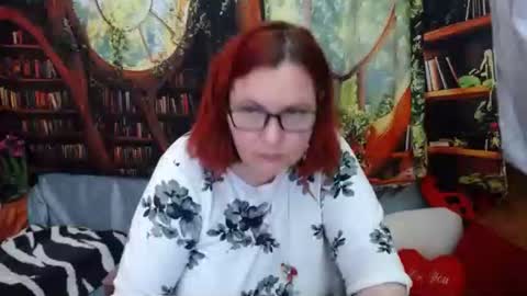 Snapshot of dyannelovee chatting on May 2026 07:48:01 AM Dyanne online show from May 2026 07:48:01 AM