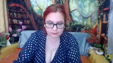 Snapshot of dyannelovee chatting on June 2026 07:13:01 PM Dyanne online show from June 2026 07:13:01 PM