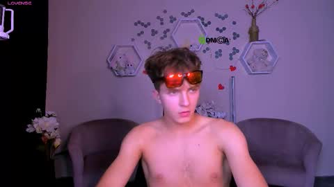 dylan_bold online show from September 2025 07:49:02 PM