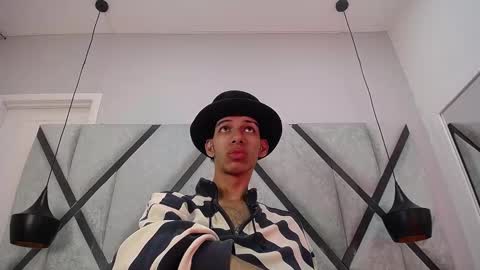 dylan_scotts online show from September 2025 09:09:01 PM