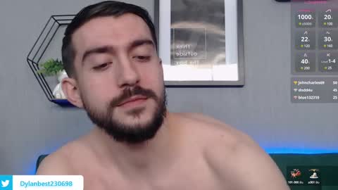 Snapshot of dylan_starxx chatting on December 2024 09:42:01 AM Dylan online show from December 2024 09:42:01 AM