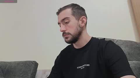 Snapshot of dylan_starxx chatting on October 2025 06:41:02 AM Dylan online show from October 2025 06:41:02 AM