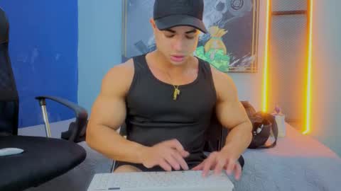 dylanguss online show from November 2025 11:43:02 AM