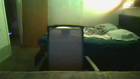 Snapshot of dylanjowelch chatting on January 2025 02:57:01 AM Aurora online show from January 2025 02:57:01 AM