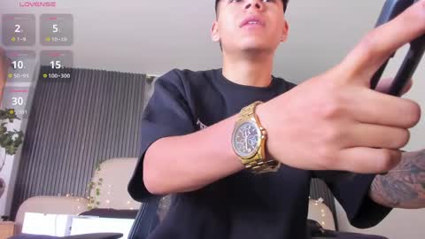 Snapshot of dylanroyce_ chatting on May 2026 12:32:01 PM dylanroyce_ online show from May 2026 12:32:01 PM