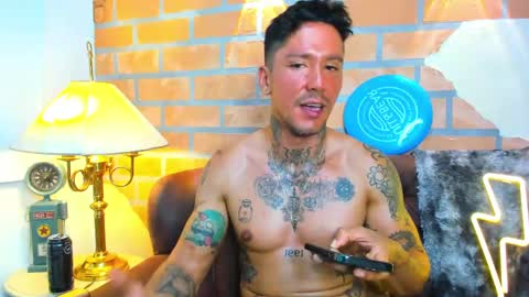 D Y L A N online show from March 2025 03:24:01 AM