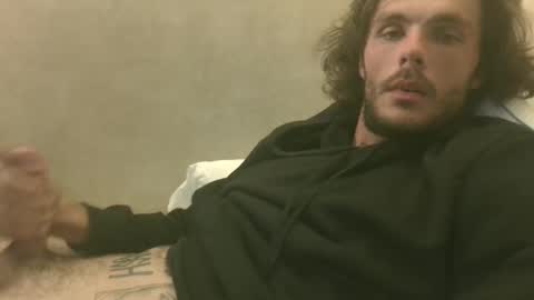 Snapshot of dylp400 chatting on December 2024 09:17:02 PM dylp400 online show from December 2024 09:17:02 PM