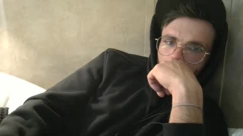 Snapshot of dylp400 chatting on January 2025 07:15:01 AM dylp400 online show from January 2025 07:15:01 AM