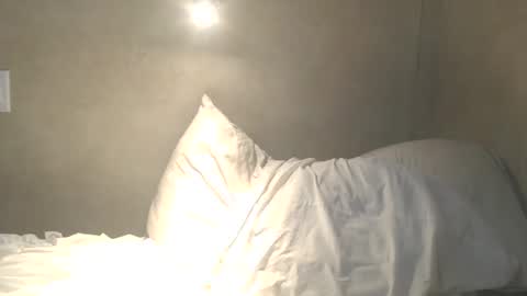 Snapshot of dylp400 chatting on October 2025 11:08:02 AM dylp400 online show from October 2025 11:08:02 AM