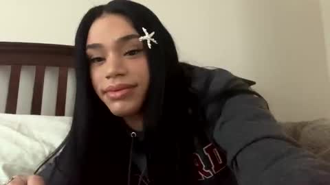 Snapshot of dynasty313 chatting on January 2025 08:04:02 PM Dynasty online show from January 2025 08:04:02 PM