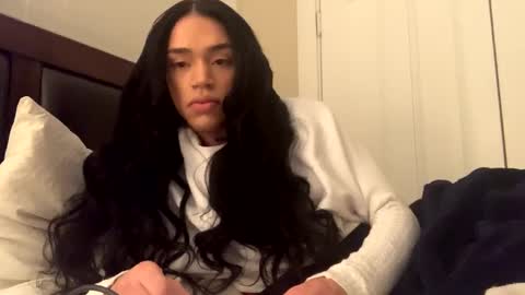 Snapshot of dynasty313 chatting on January 2025 01:27:01 AM Dynasty online show from January 2025 01:27:01 AM