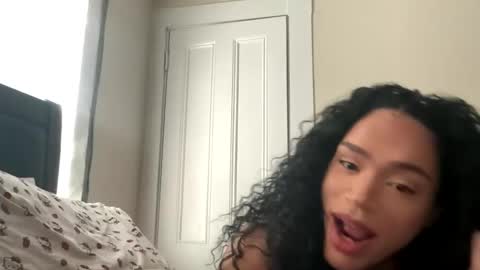 Dynasty online show from December 2025 03:41:01 PM