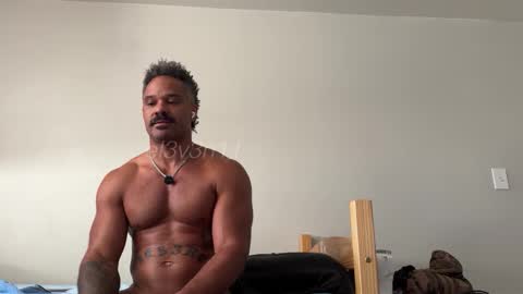 Snapshot of e13ven11 chatting on September 2025 05:03:02 PM Formally known as Virus of Life online show from September 2025 05:03:02 PM