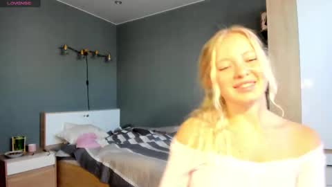 fansly - yourbestbaby online show from March 2025 07:12:02 AM