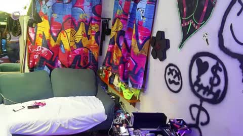 Kryztal Klear Jaxx online show from February 2025 09:01:01 AM