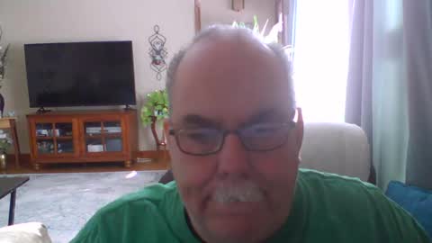 earl52 online show from January 2025 05:23:02 PM